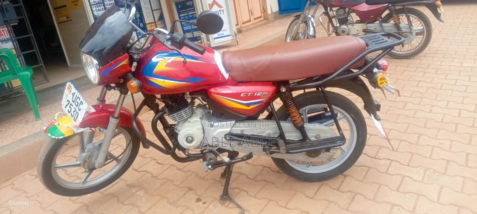 Bajaj Boxer 125 2025 Red