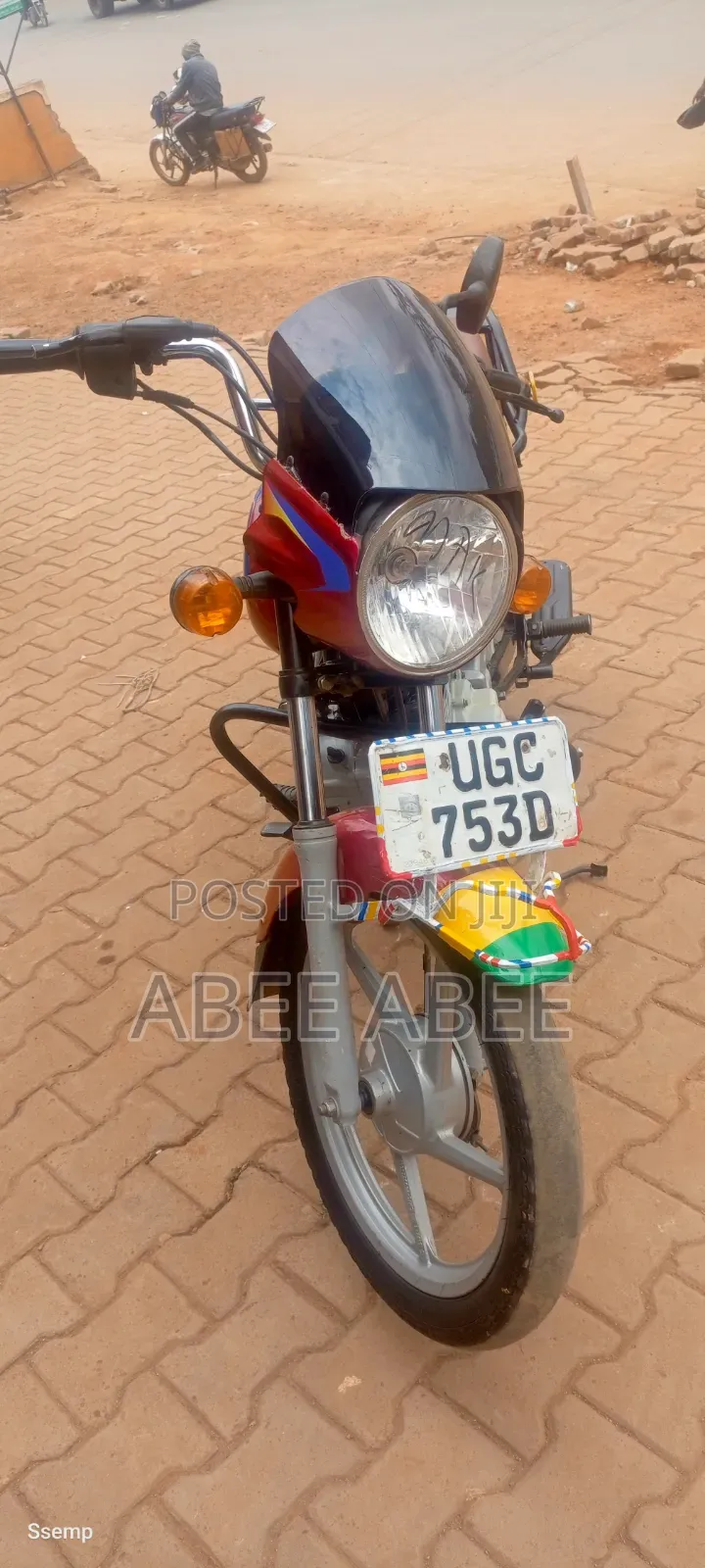 Bajaj Boxer 125 2025 Red
