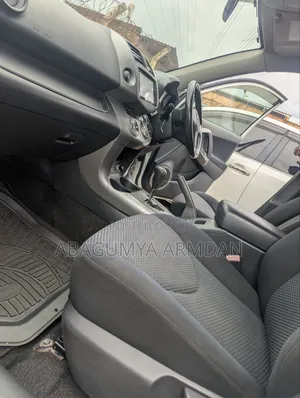 Toyota RAV4 2.5 4x4 2010 White