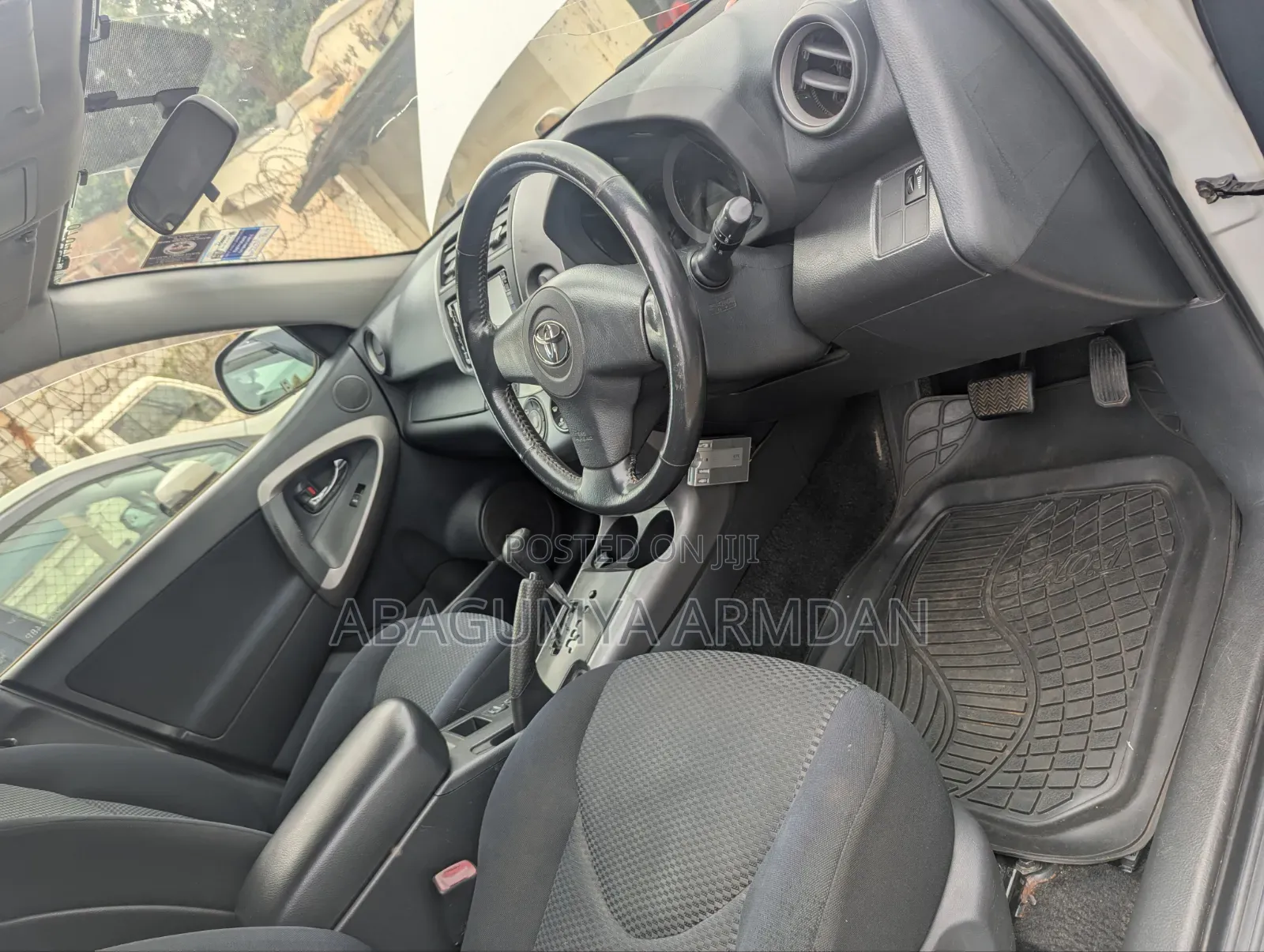 Toyota RAV4 2.5 4x4 2010 White