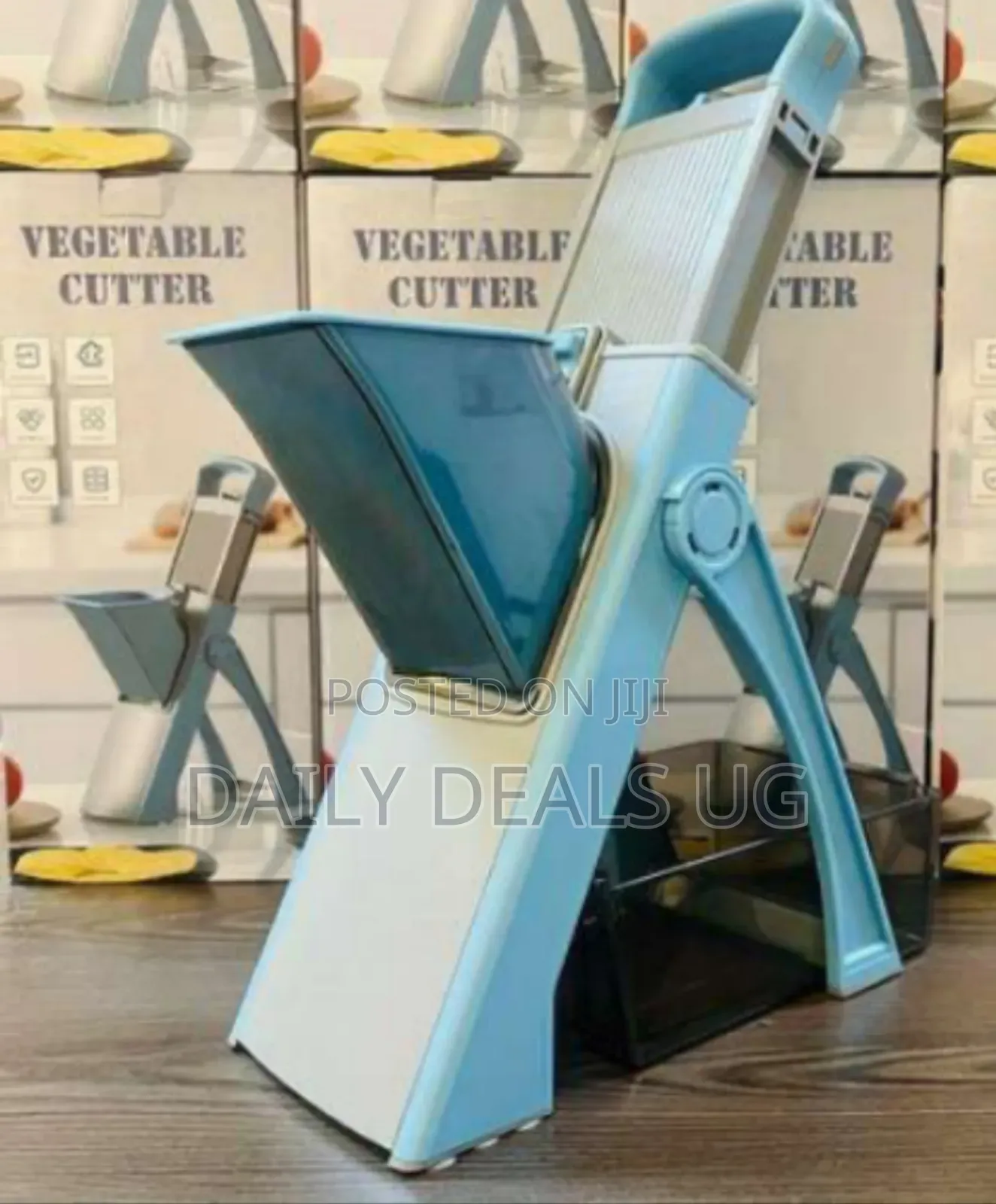 Blue and White Multifunctional Vegetable Cutter
