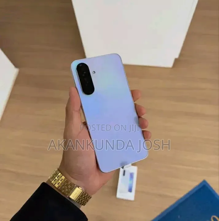 New Samsung Galaxy A36 256 GB Purple