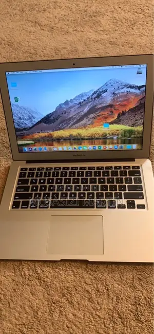 Laptop Apple MacBook Air 2GB Intel Core i5 SSD 60GB