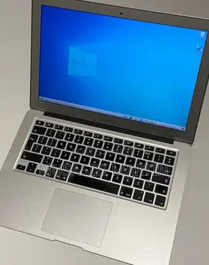 Laptop Apple MacBook Air 2GB Intel Core i5 SSD 60GB