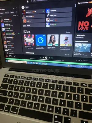 Laptop Apple MacBook Air 2GB Intel Core i5 SSD 60GB