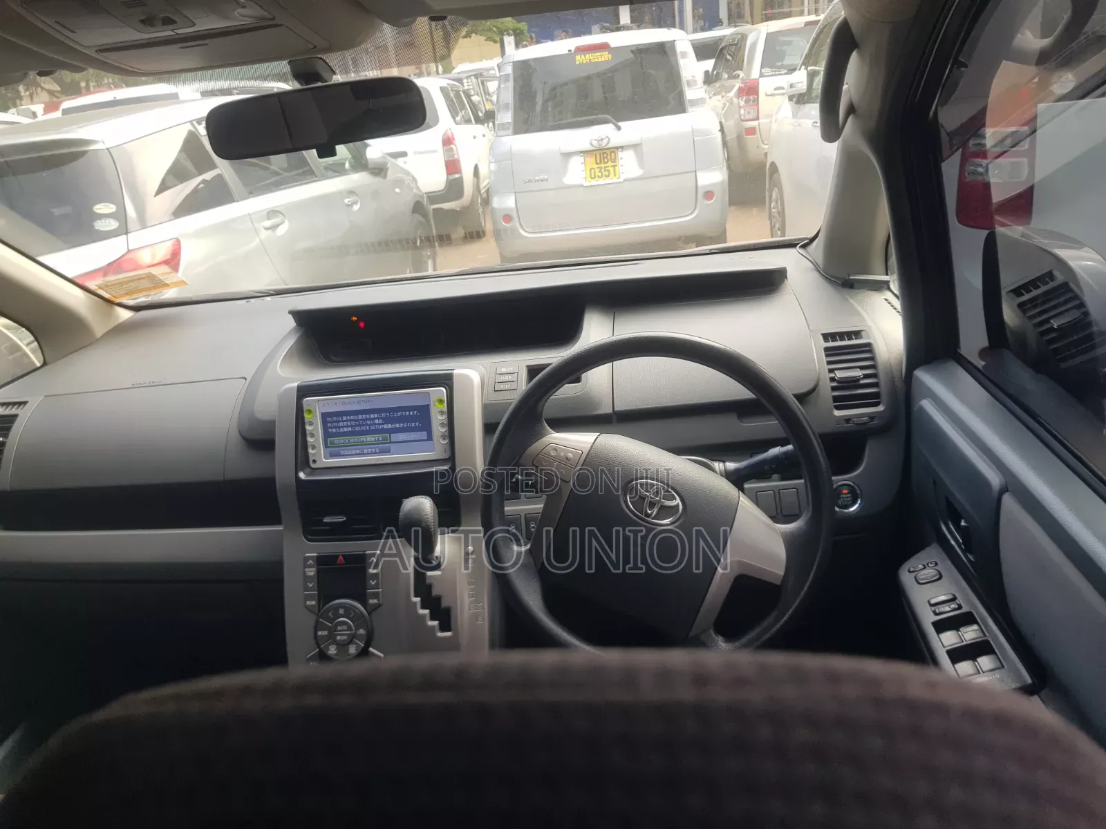 Toyota Noah 2010 Gray