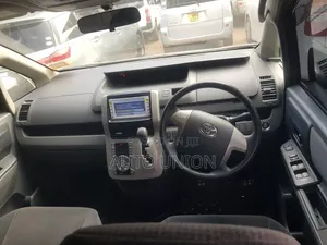 Toyota Noah 2010 Gray