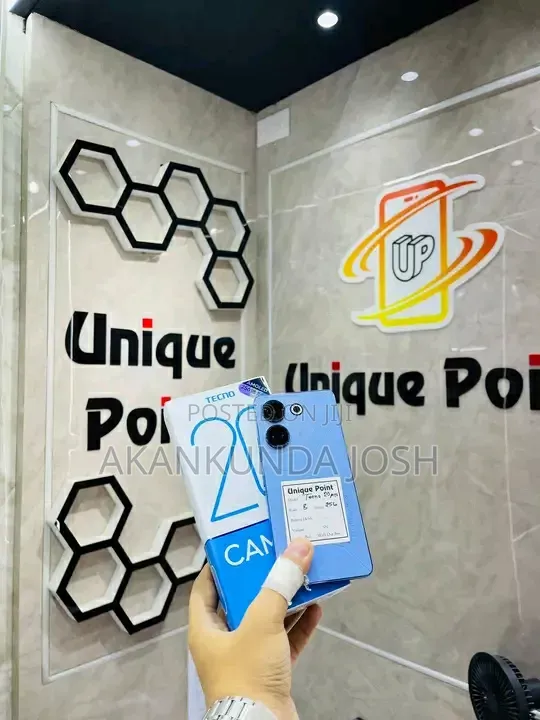 New Tecno Camon 20 Pro 256 GB Blue