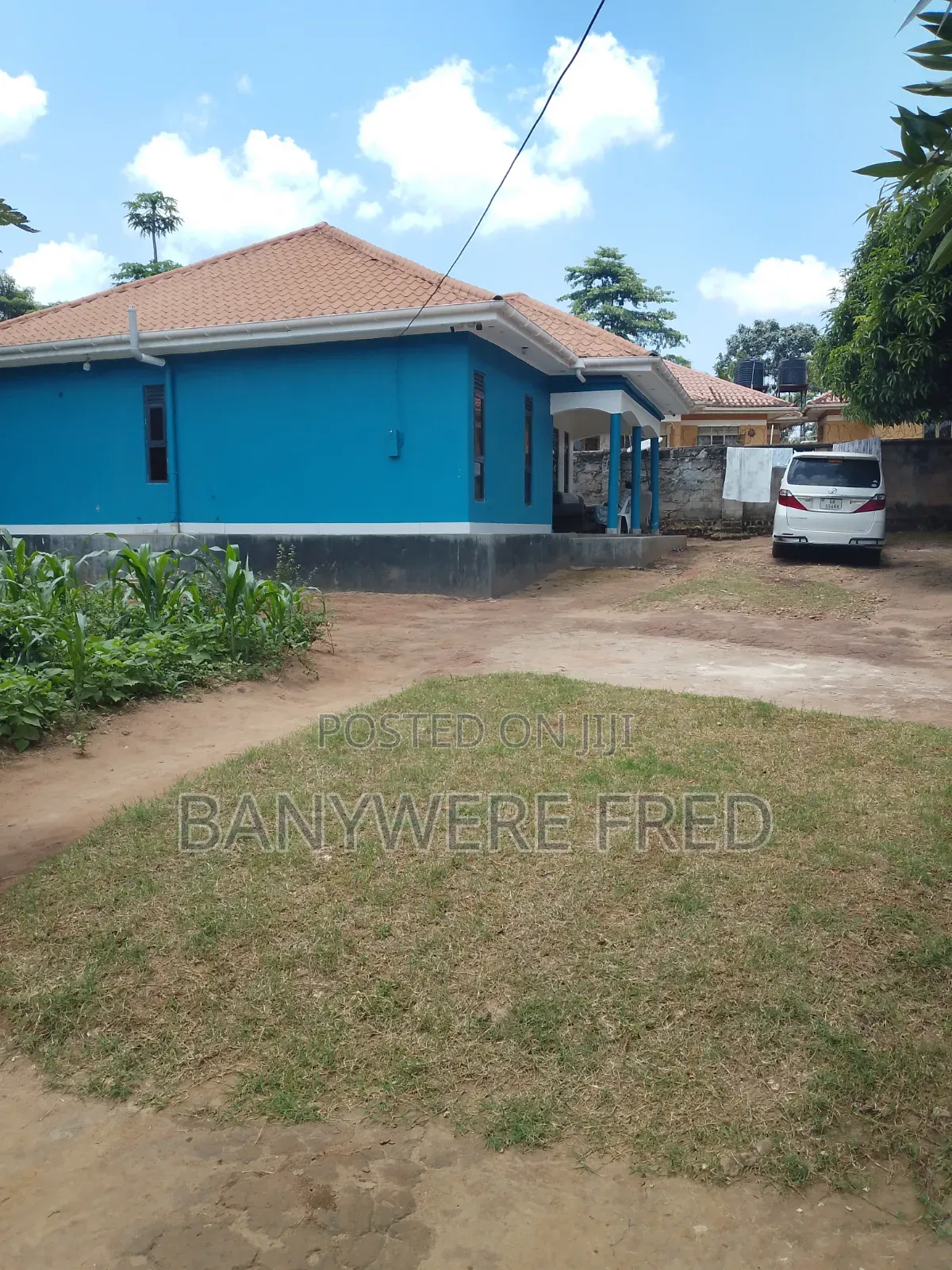 3bdrm Bungalow in Nsawo Estate, Kira for sale