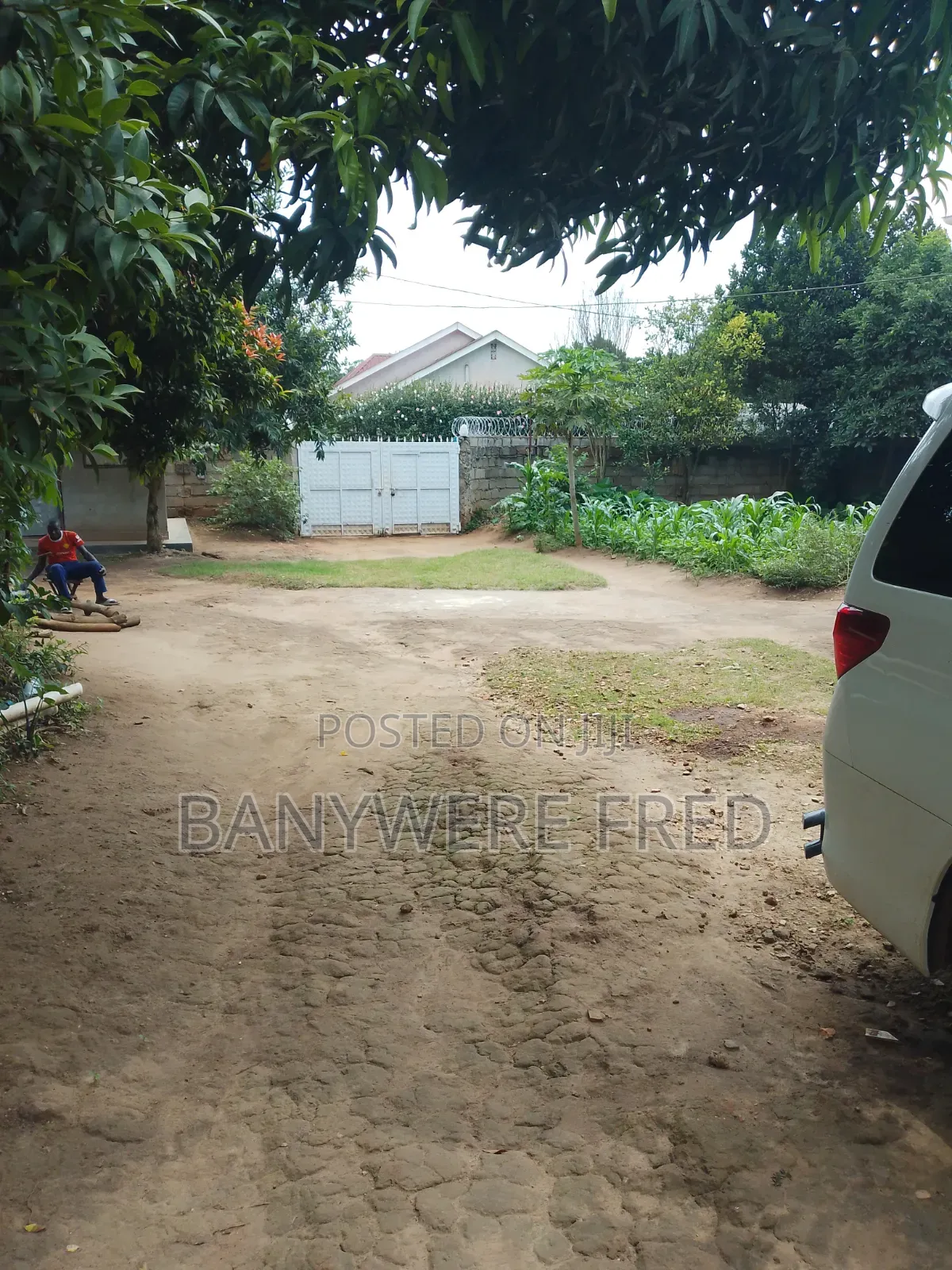 3bdrm Bungalow in Nsawo Estate, Kira for sale