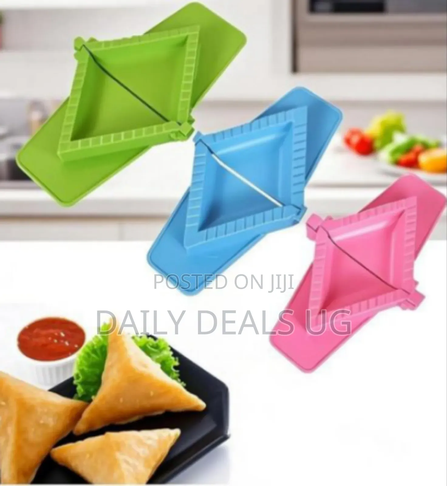 3-Piece Set of Colorful Triangle Hinged Molds
