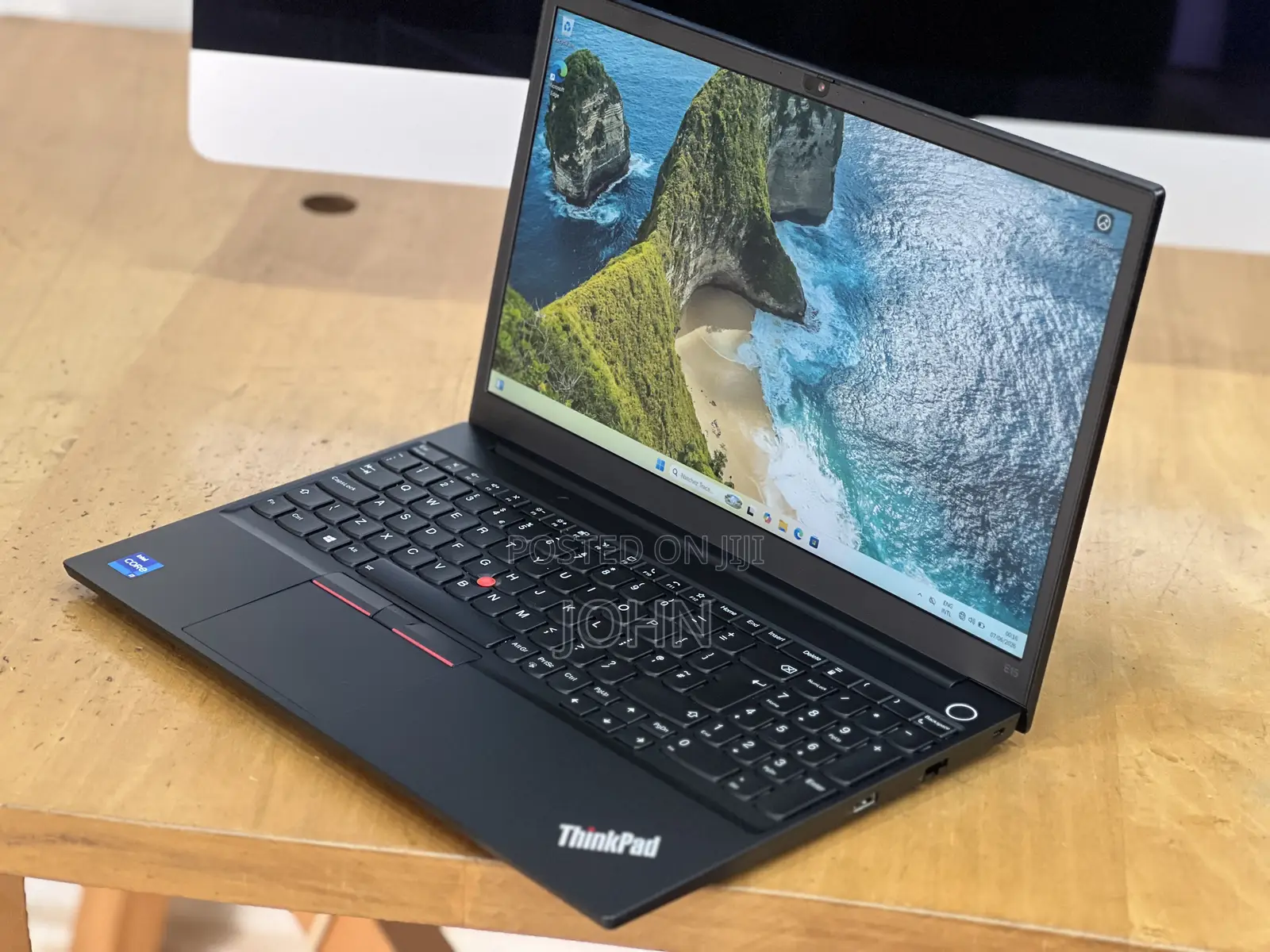 Laptop Lenovo ThinkPad E15 16GB Intel Core i7 SSHD (Hybrid) 512GB