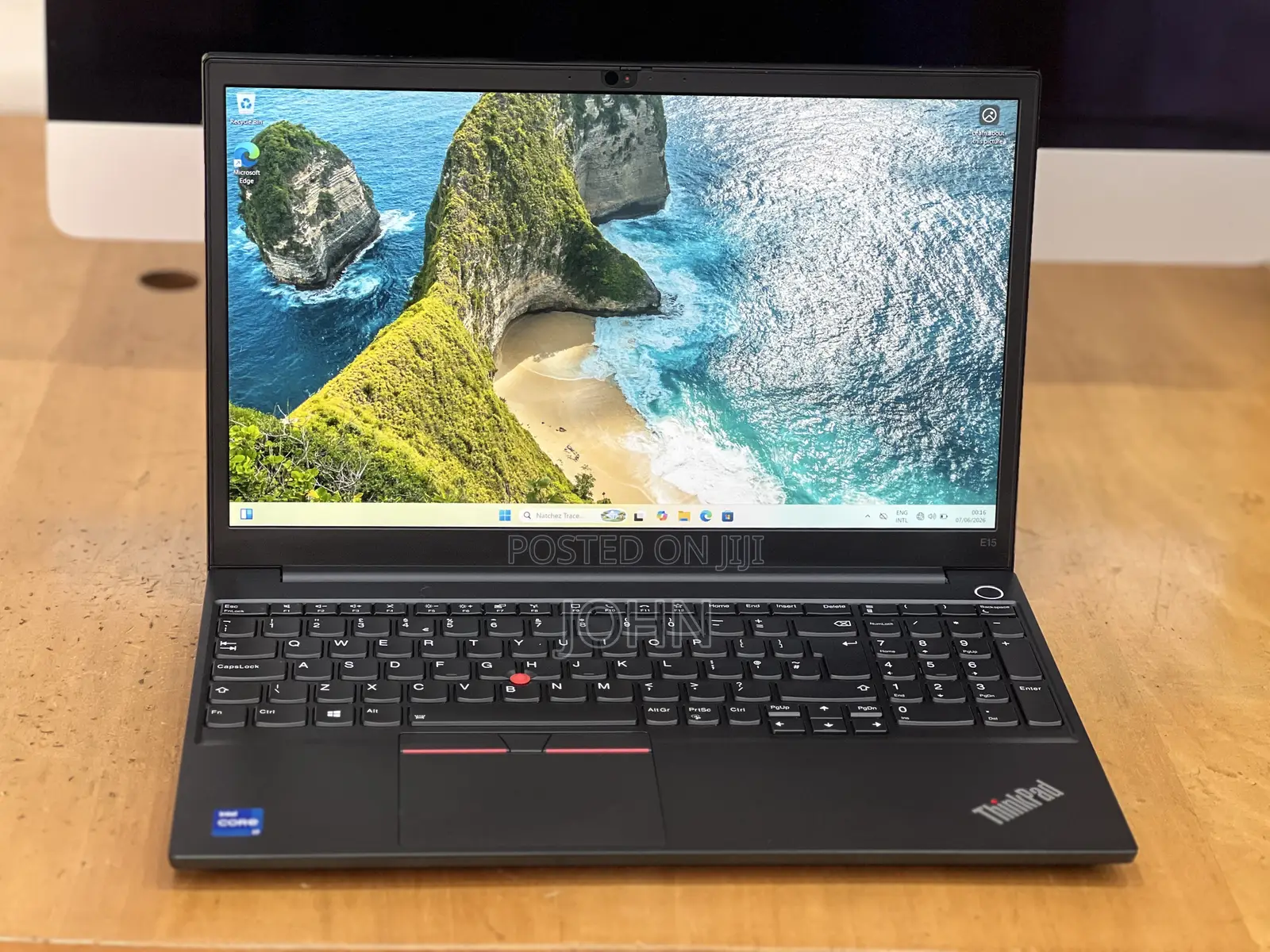 Laptop Lenovo ThinkPad E15 16GB Intel Core i7 SSHD (Hybrid) 512GB