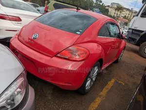 Volkswagen Beetle 2014 Maroon