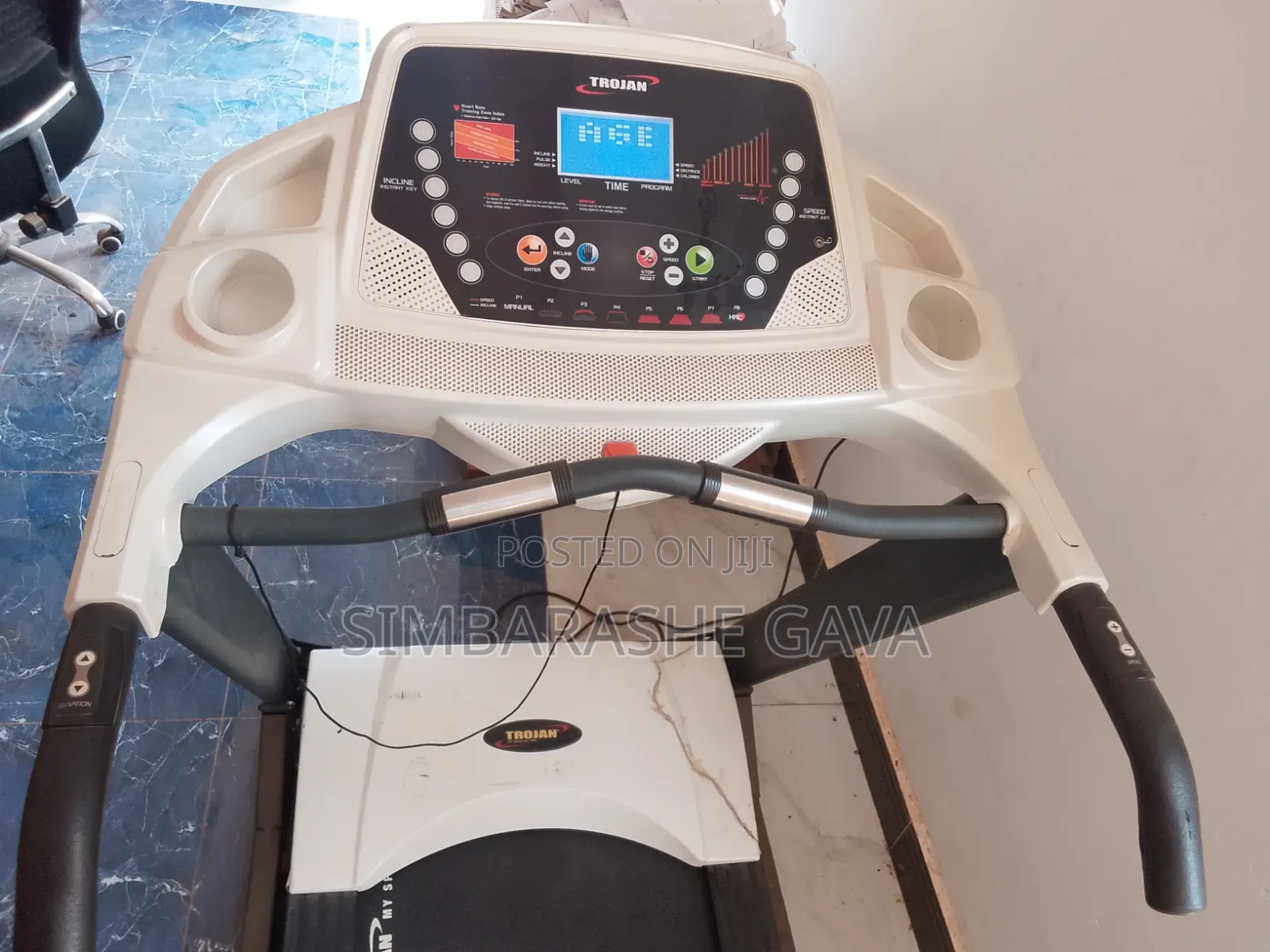Treadmill - Cardio 450 Heartzone