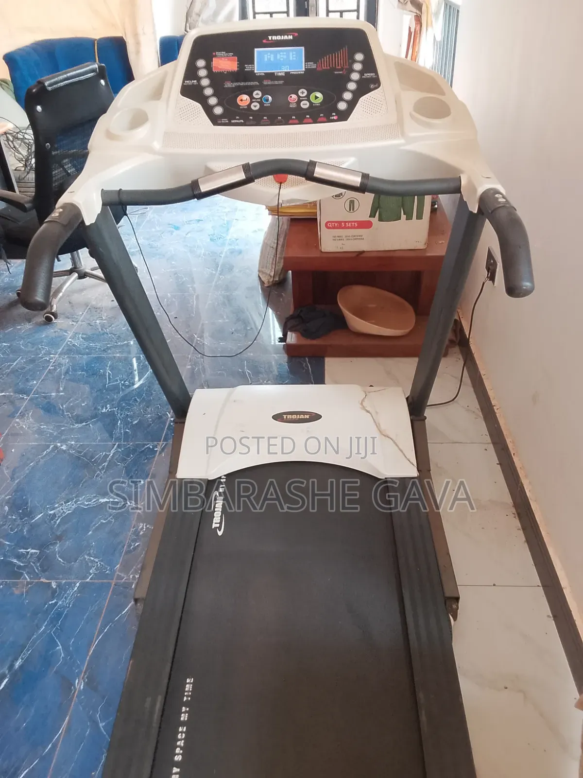 Treadmill - Cardio 450 Heartzone