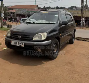 Toyota Raum 1.5 FWD 1999 Black