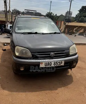 Toyota Raum 1.5 FWD 1999 Black