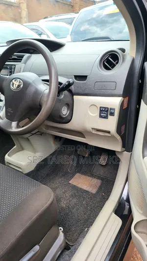 Toyota Passo Sette 2009 Black