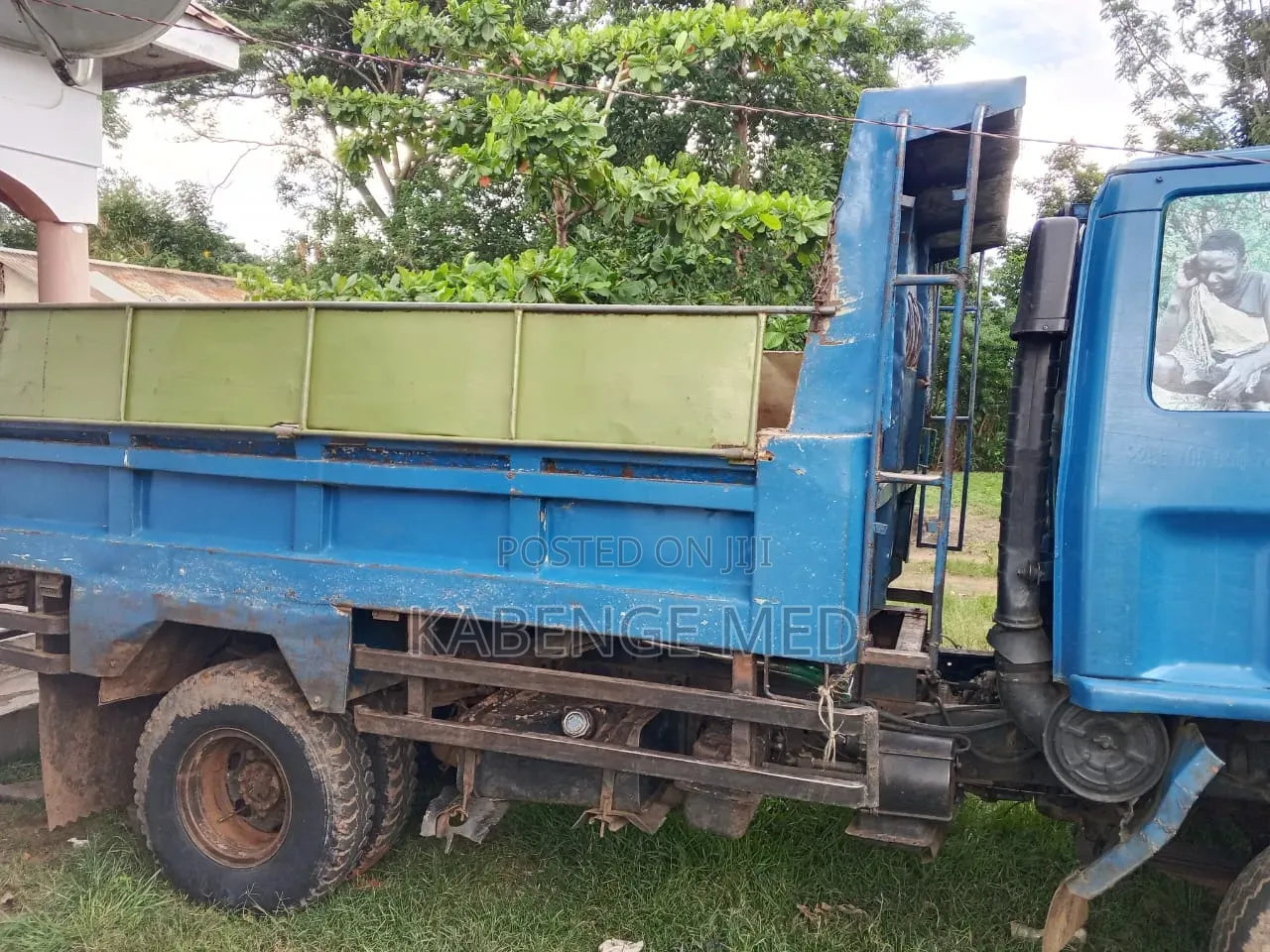 Isuzu Forward Truck