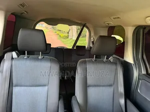 Toyota Noah 2016 White
