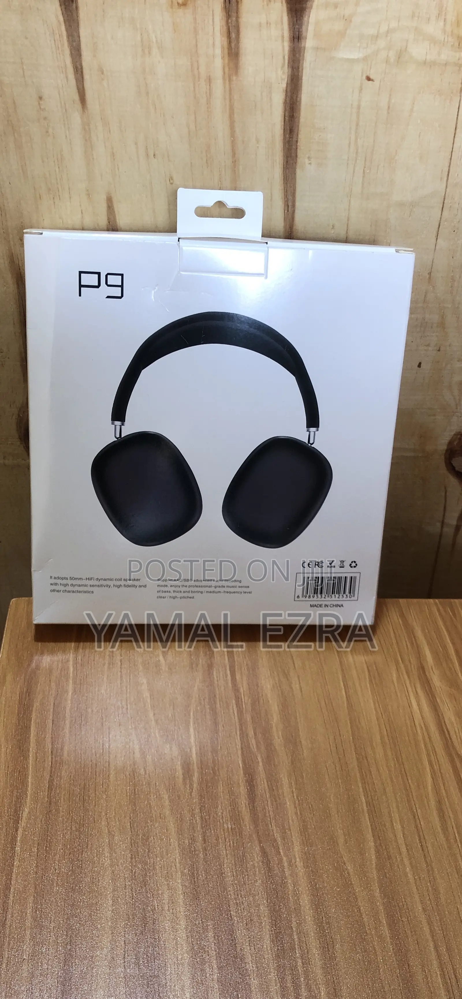P9 Bits, Headphones or Earphones