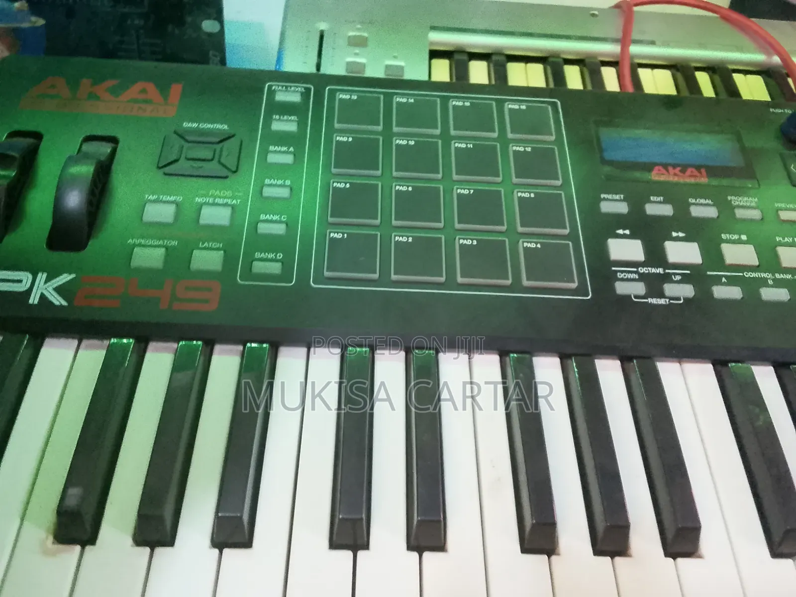 Akai Pk249 Mid Controller