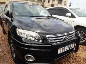 Toyota Vanguard 2010 Black