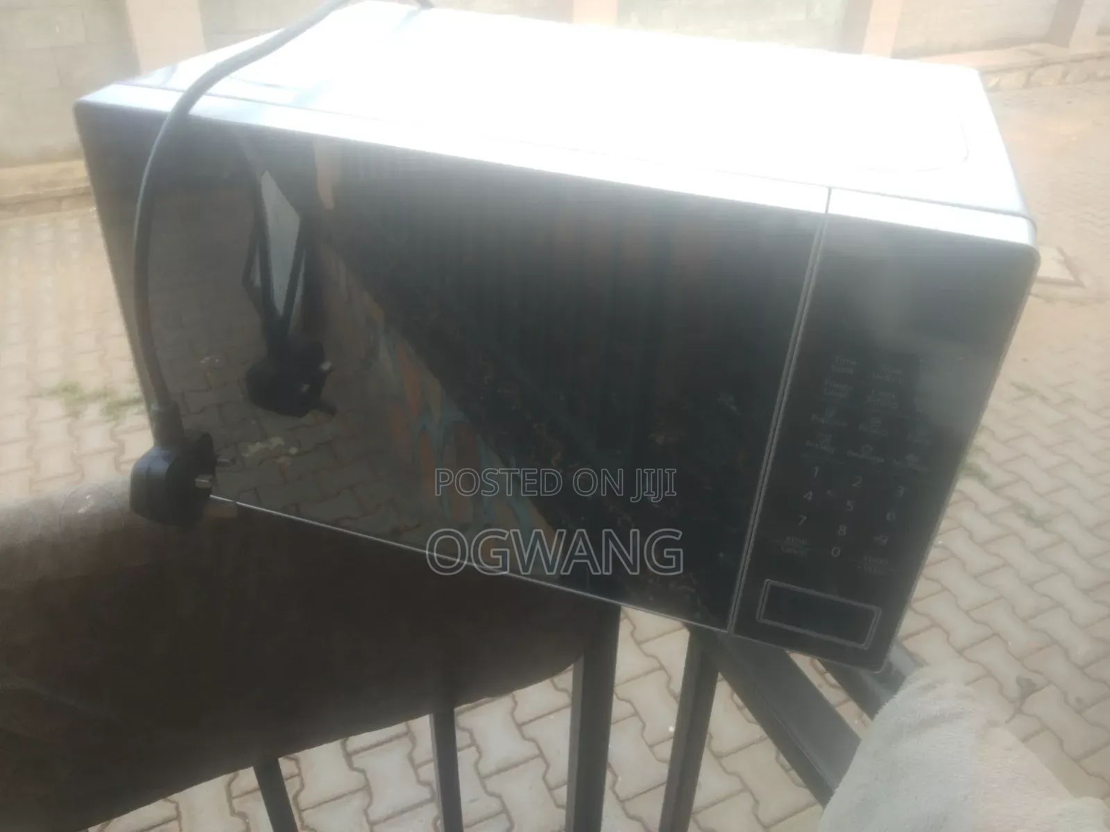 Microwave Oven