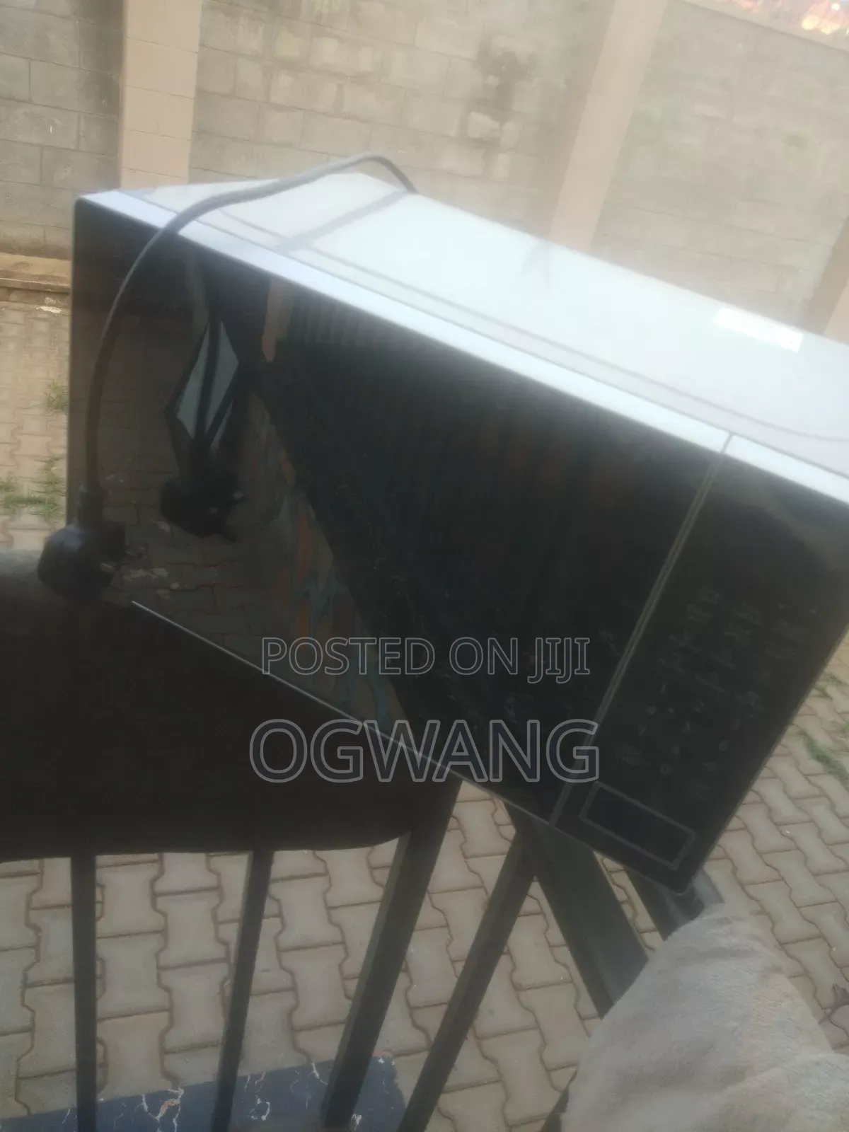 Microwave Oven