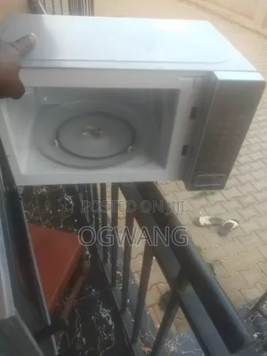 Microwave Oven