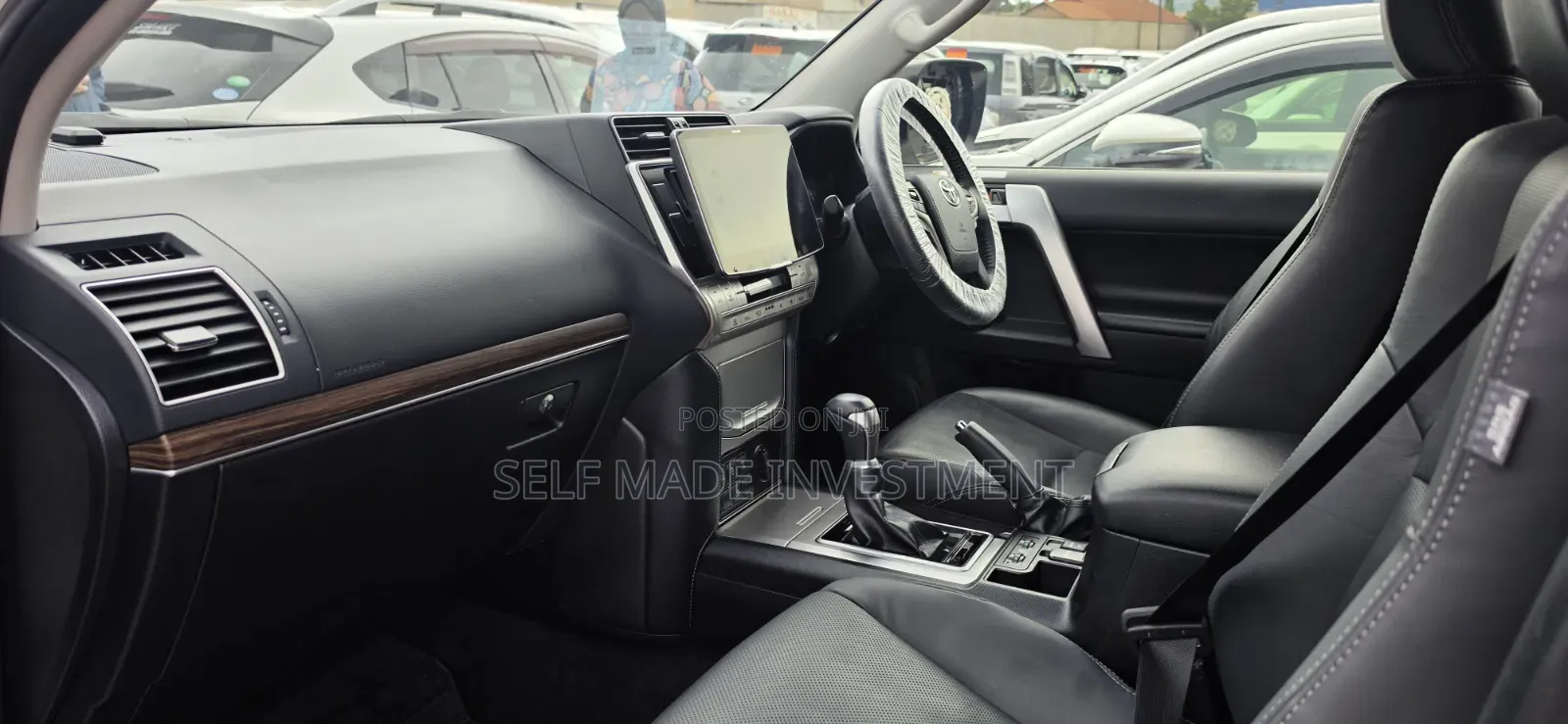 Toyota Land Cruiser Prado 2022 White