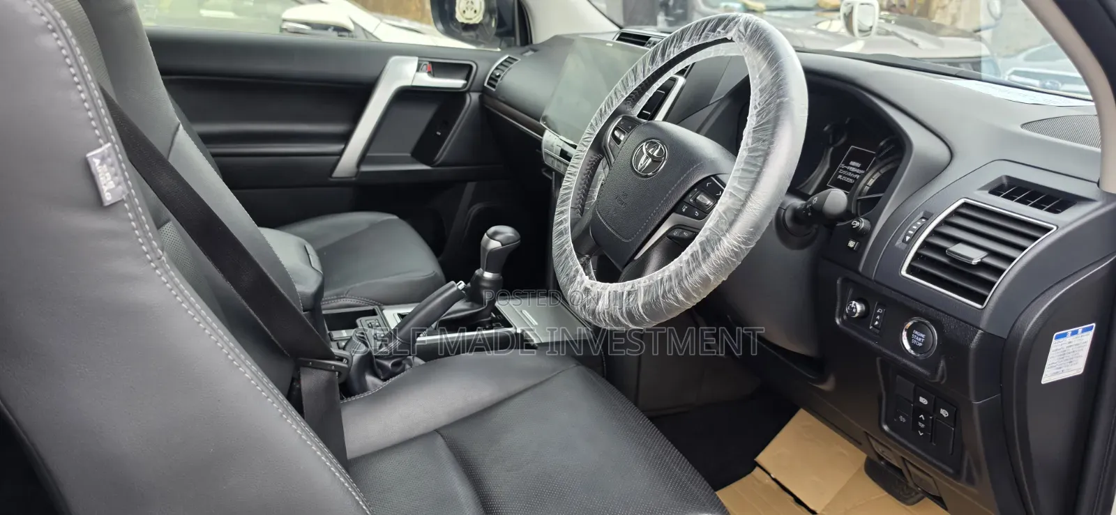 Toyota Land Cruiser Prado 2022 White