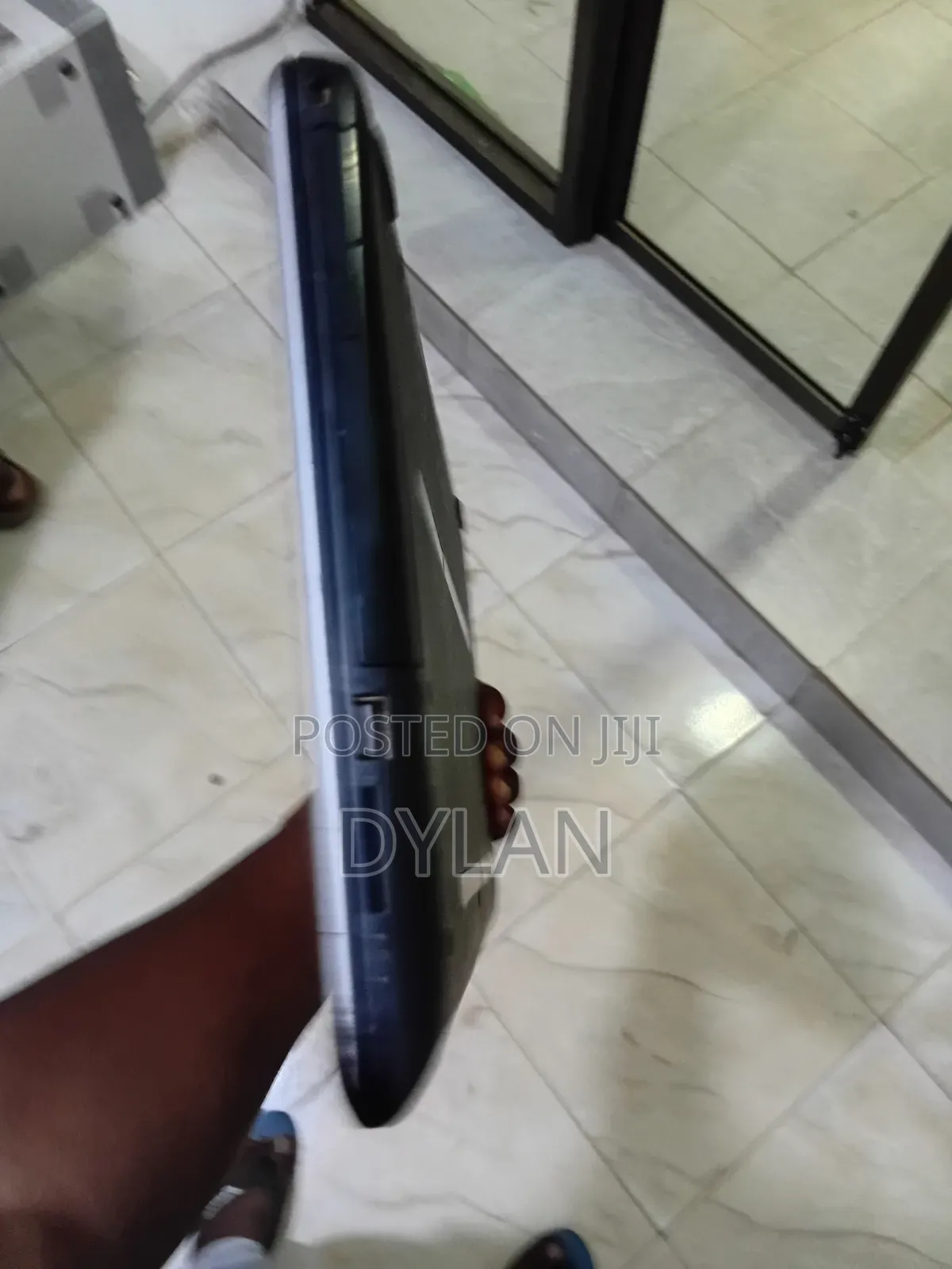 Laptop HP 15-da3007nia 8GB Intel Core i5 HDD 500GB