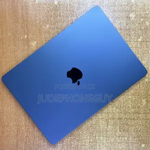 Laptop Apple MacBook Air 2024 M3 8GB Apple M3 SSD 512GB
