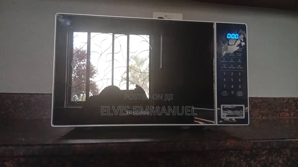 Hisense Microwave
