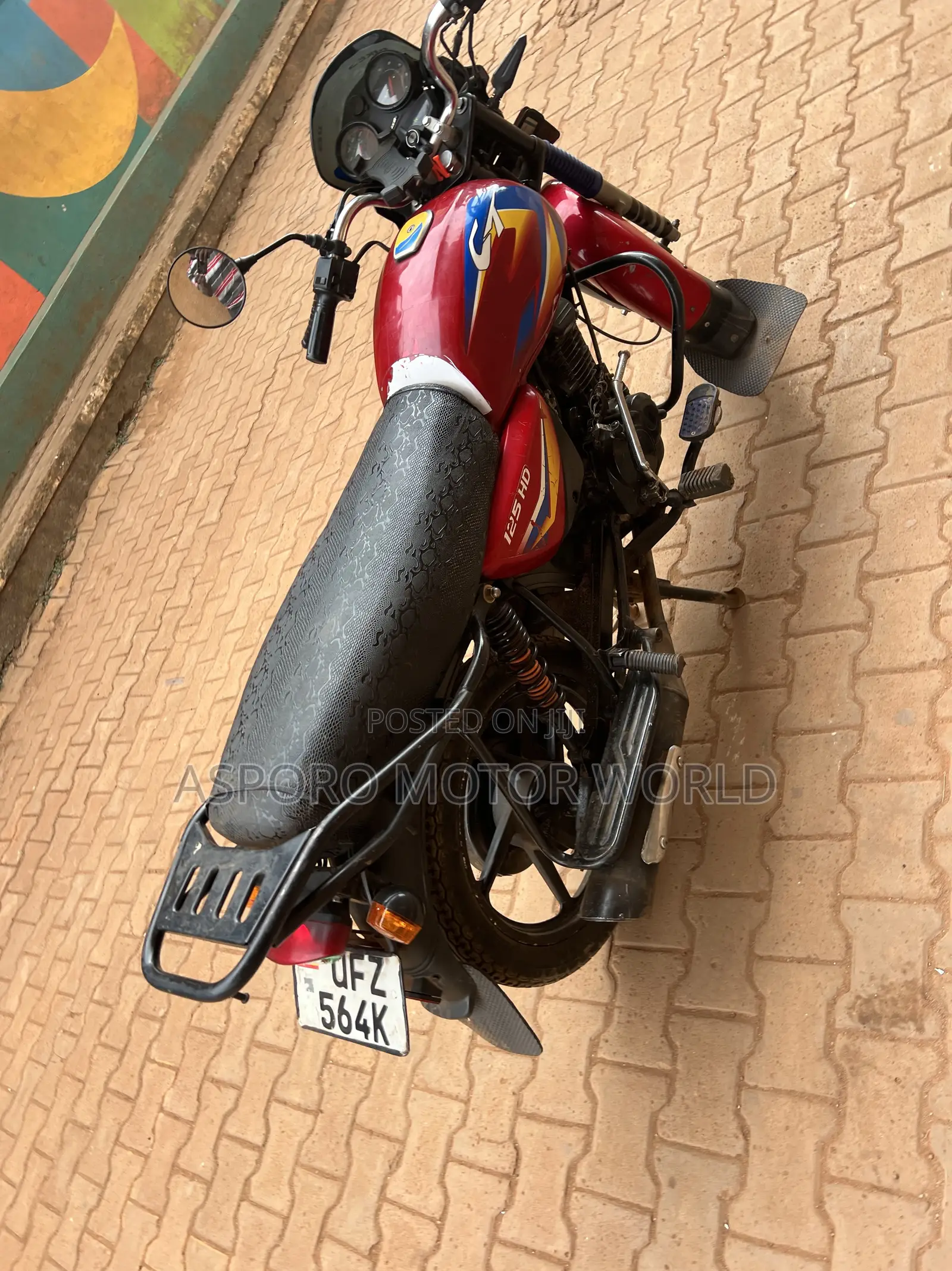 Bajaj CT 125X 2024 Red