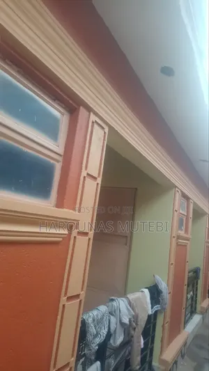 Furnished 4bdrm House in Ganda, Wakiso / Wakiso for sale