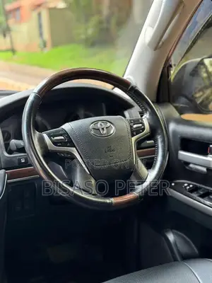 Toyota Land Cruiser 4.5 V8 TD 2019 Black
