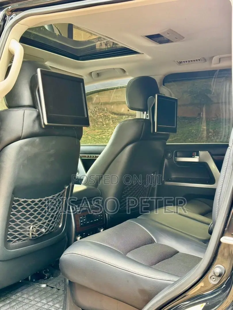 Toyota Land Cruiser 4.5 V8 TD 2019 Black