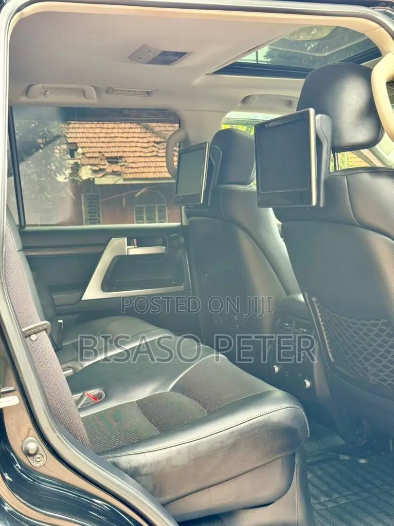 Toyota Land Cruiser 4.5 V8 TD 2019 Black