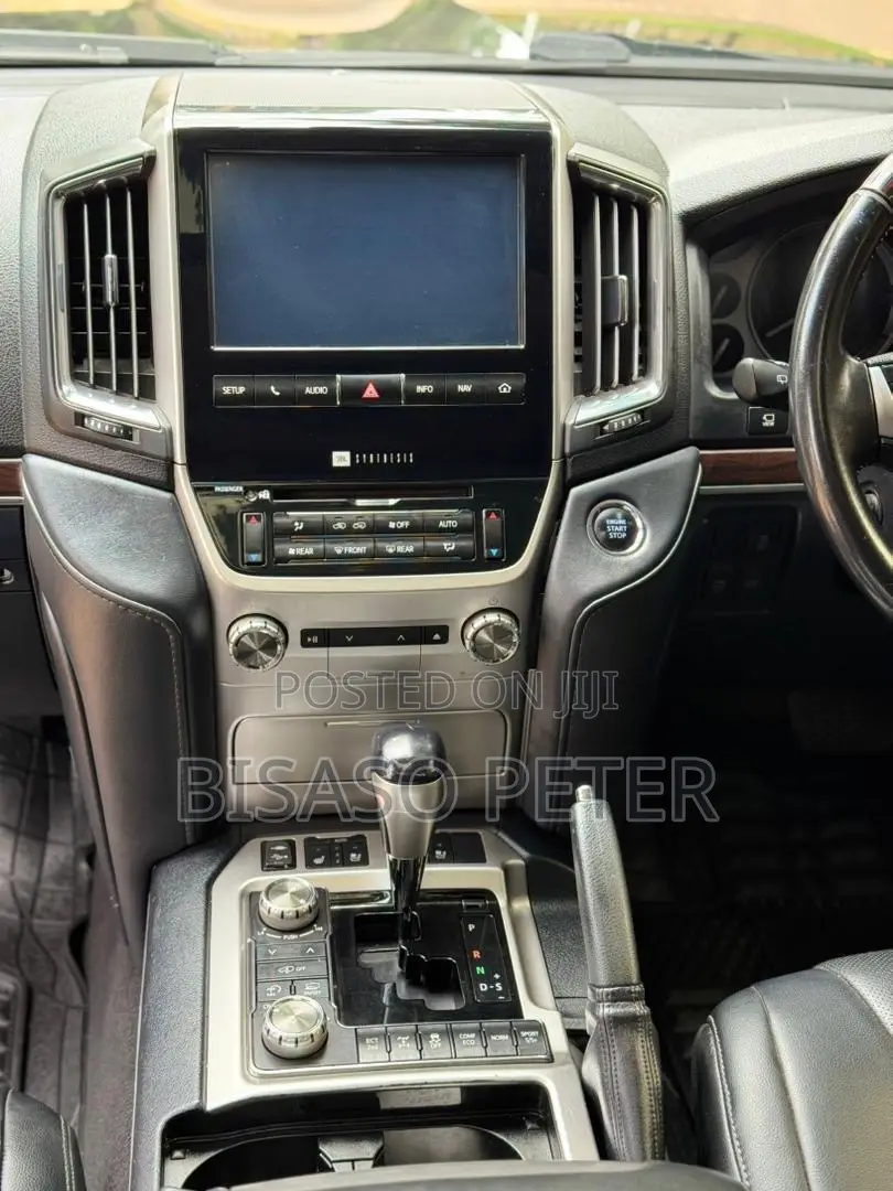 Toyota Land Cruiser 4.5 V8 TD 2019 Black