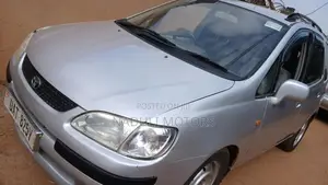 Toyota Corolla Spacio 2001 Silver