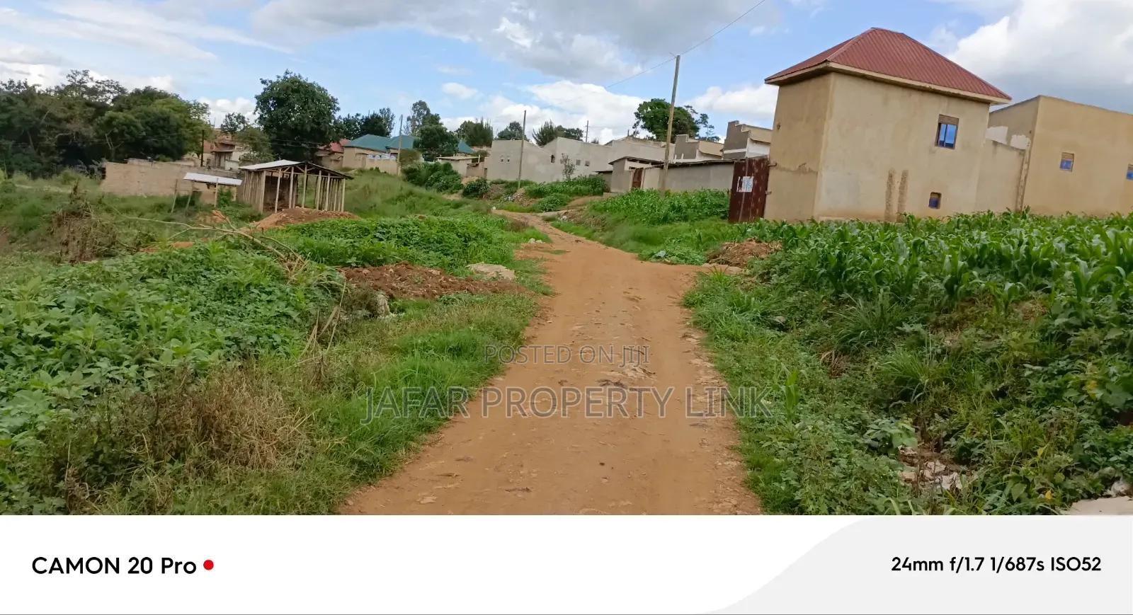 Plot For Sale In Kyegegwa Town.