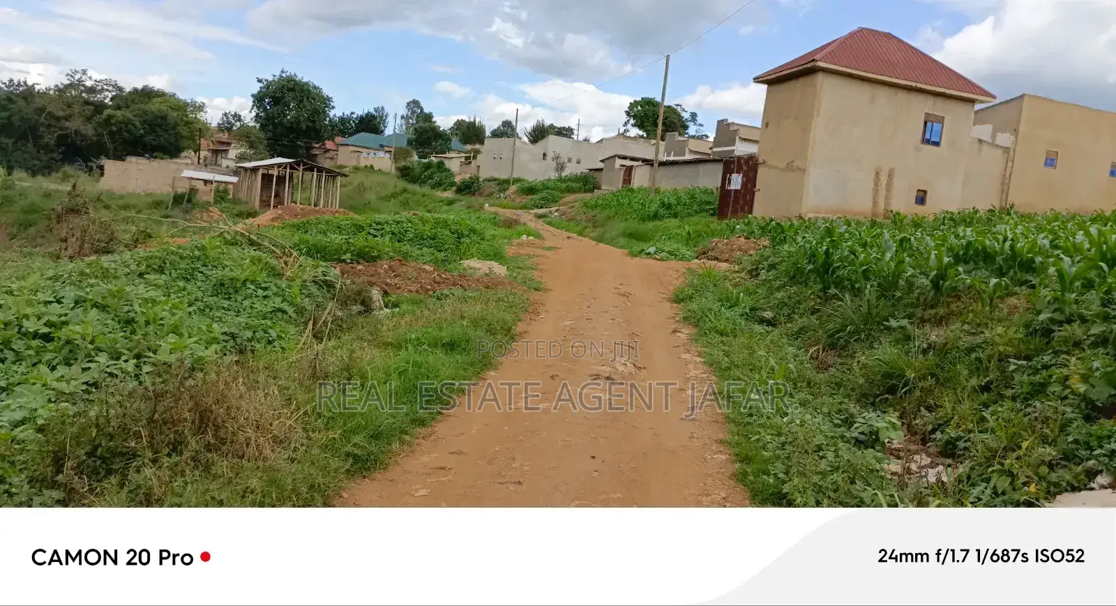 Plot For Sale In Kyegegwa Town.