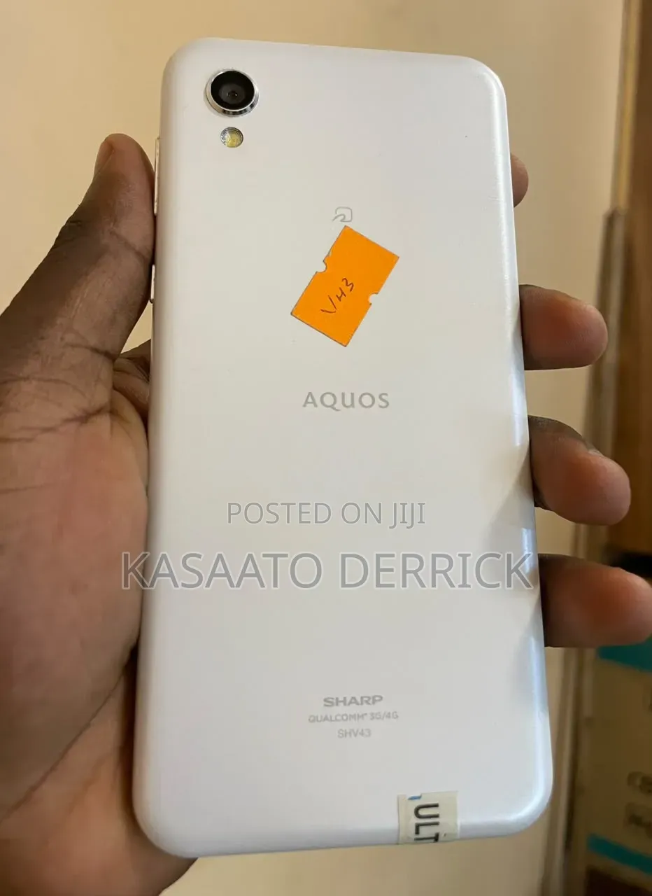 Sharp Aquos Sense 2 SHV43 32 GB White