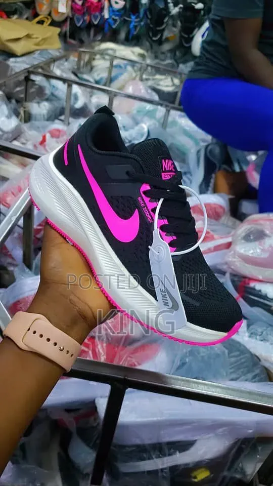 Nike Zoomx Sneakers. Black, White, Pink