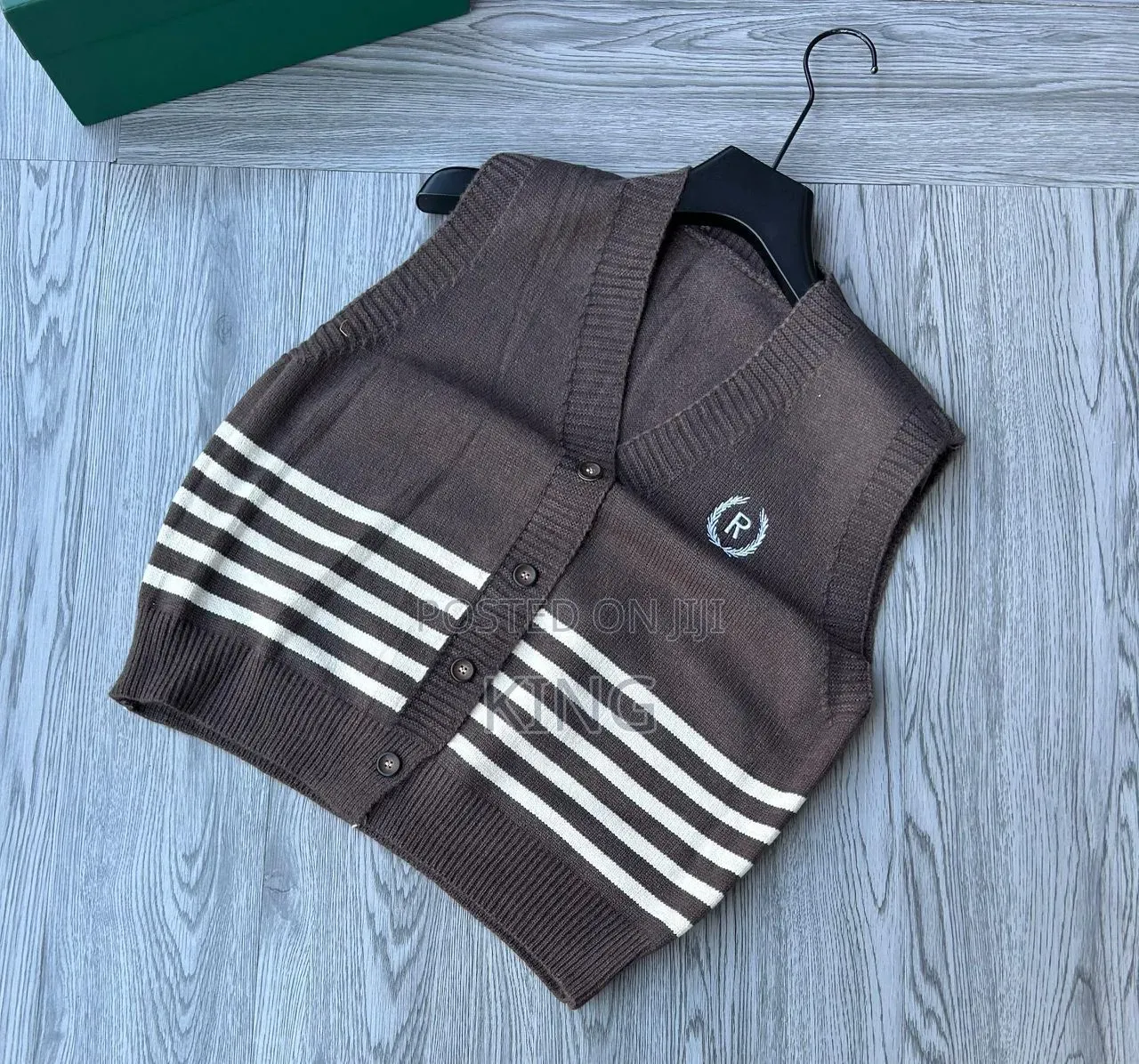 Chic Knit Wear Cardigan Vest