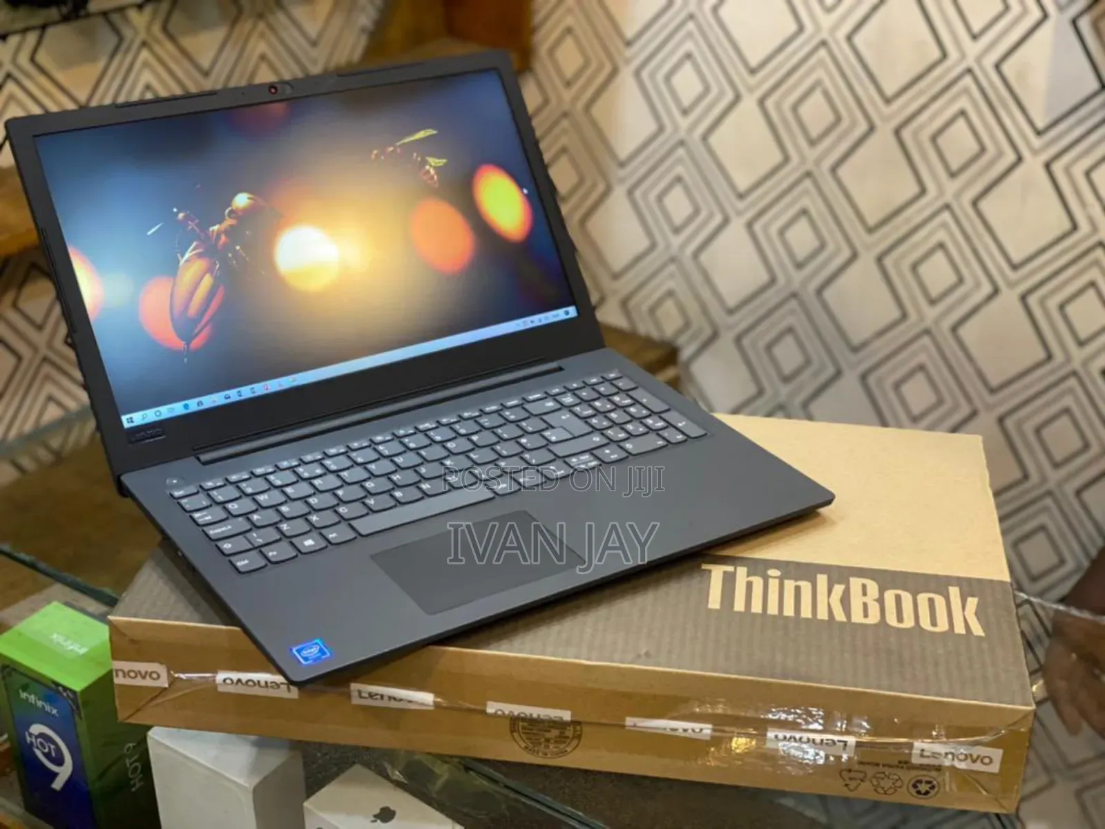 New Laptop Lenovo Ideapad 3 8GB Intel Core i7 SSD 256GB