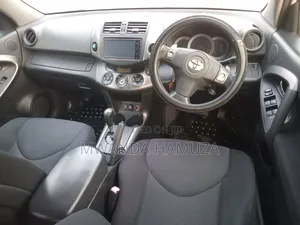 Toyota RAV4 2009 White